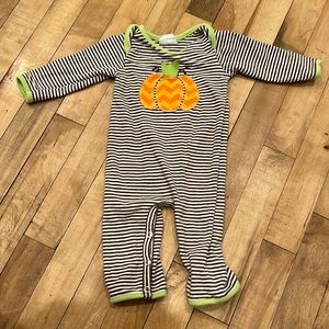 Boys ‘n Berries 0-6 m Fall pumpkin romper
